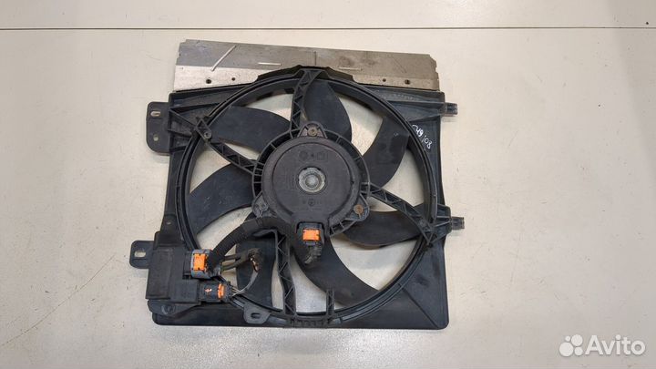 Вентилятор радиатора Peugeot 208