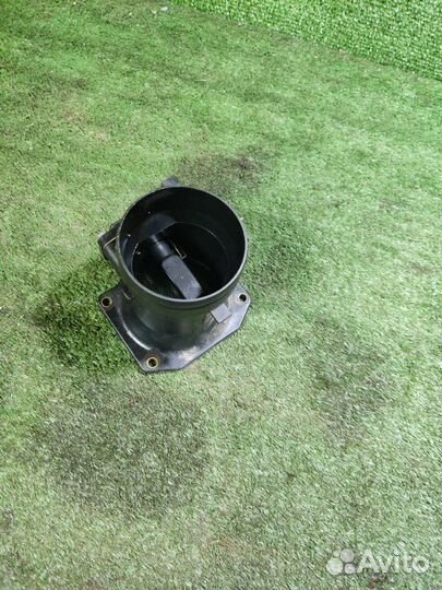 Расходомер воздуха Volkswagen Golf 4 AKL 1999