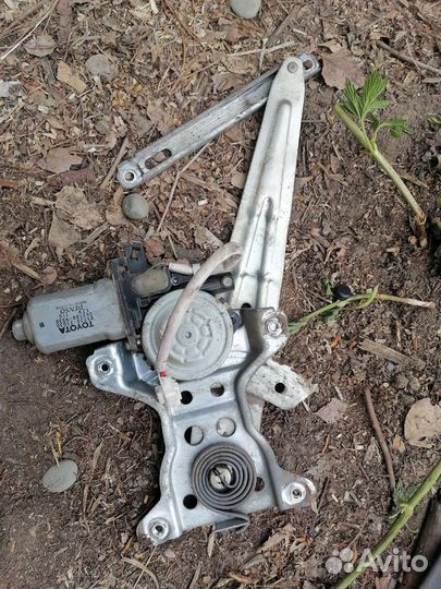 Двери на тайота Caldina St 215 и крыло переднее