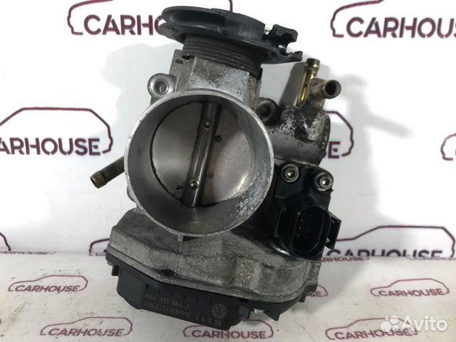 Дроссельная заслонка Volkswagen Golf MK4 1.6 AKL