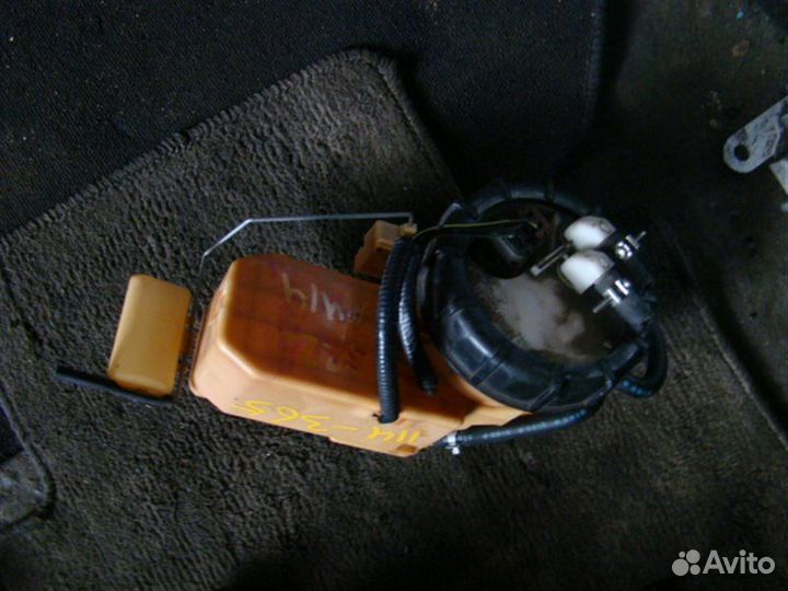 Топливный насос Nissan Bluebird HU14 SR20DE