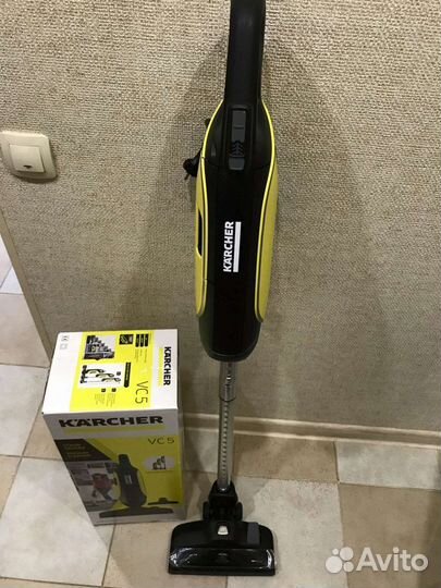 Пылесос вертикальный Karcher VC 5 желтый