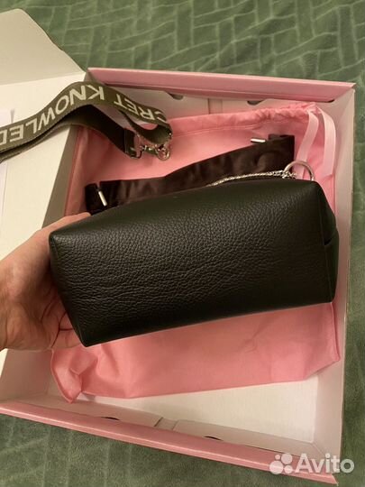 Сумка a secret knowledge