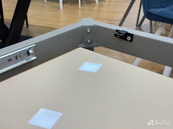 Стол Nelson Оплата при получении Стол раздвижной