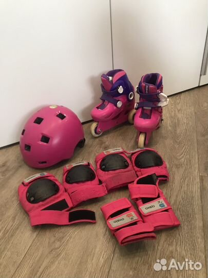 Роликовые коньки