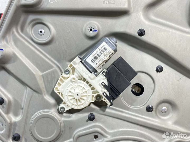 Стеклоподъемник задний правый задний правый Skoda