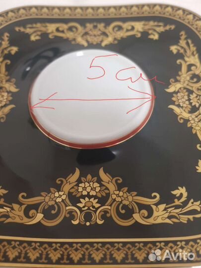 Блюдце Versace