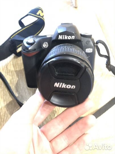 Зеркальный фотоаппарат nikon d70 с объективом