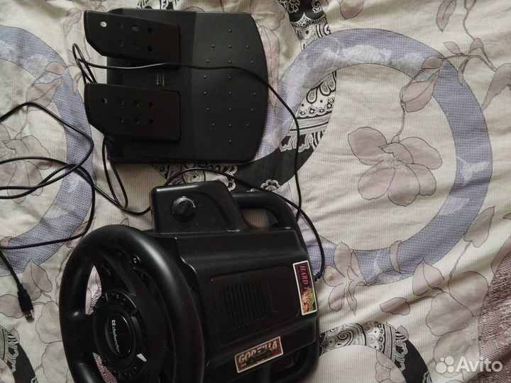 Игровой руль с педалями Defender forsage drift gt