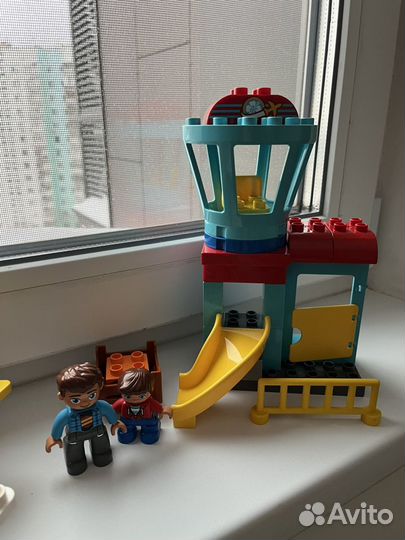 Два набора Lego duplo Аэроплан и Аэропорт