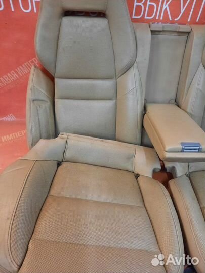 Сиденье заднее Porsche Panamera 1 970 M4620 2012