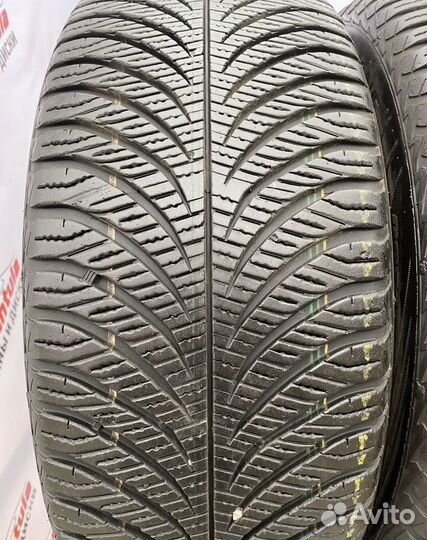 Goodyear Vector 4Seasons Gen-2 215/55 R17