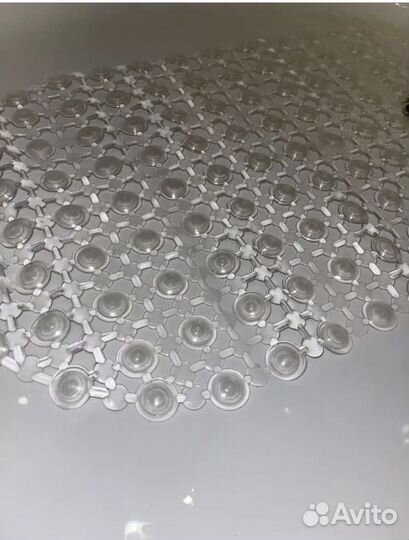 Коврик для купания в ванной