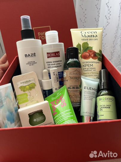 Набор косметики (бьюти-бокс)