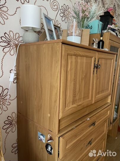 Сервант (возможно отдельно купить шкафчик)