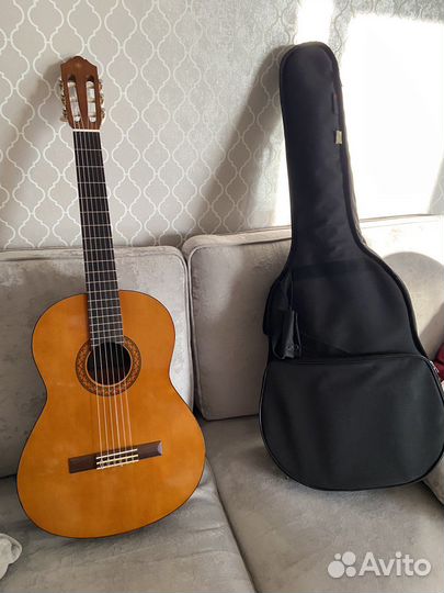 Акустическая гитара yamaha c40