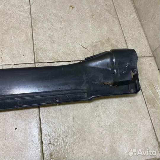 Накладка порога наружная левая Mitsubishi Pajero 4