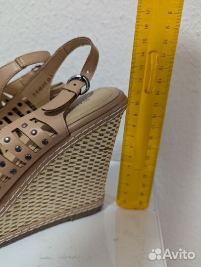 Босоножки женские 41