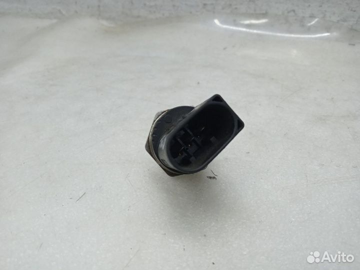 Датчик давления топлива audi A5 8T