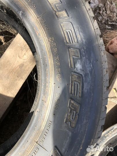 Yokohama A359 215/60 R16 29K