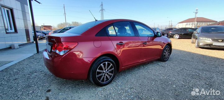 Chevrolet Cruze 1.6 МТ, 2011, 235 000 км