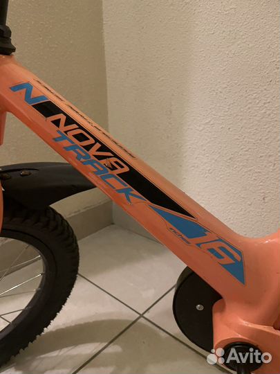 Детский велосипед Novatrack Blast 16