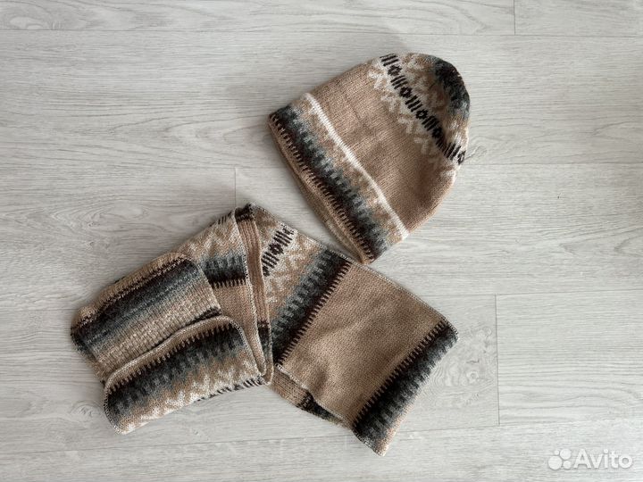 Комплект шапка и снуд женский
