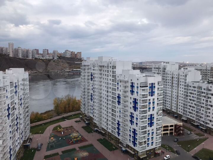 2-к. квартира, 58,5 м², 1/19 эт.