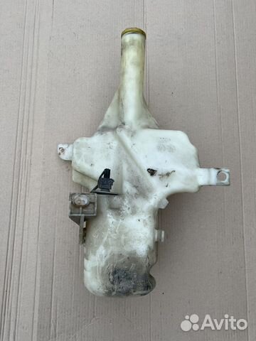 Бачок омывателя лобового стекла Saab 9-5