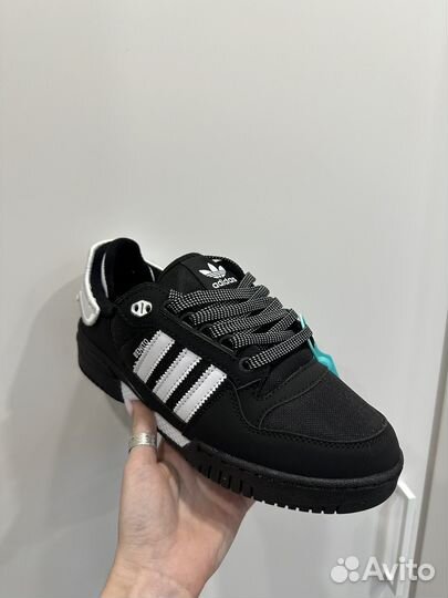 Adidas benito кроссовки