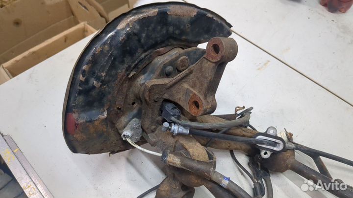 Ступица (кулак, цапфа) Lexus ES, 2009