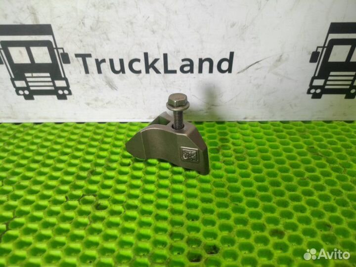 Кронштейн форсунки Daf Xf 106