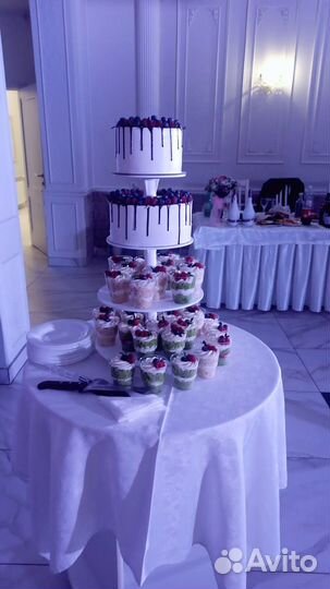Аренда /Подставка для свадебного торта