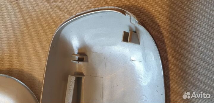 Крышка правого зеркала Mazda Familia