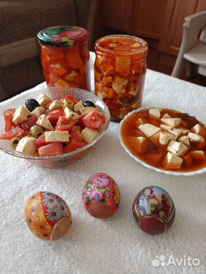 Козье молоко, сыр, творог, варенье из шишек