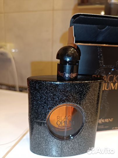 Туалетная вода Black Opium Yves Saint Laurent