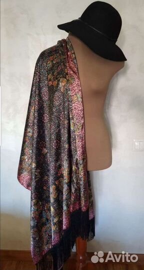 Шляпа, палантин, жилет из натуральной кожи