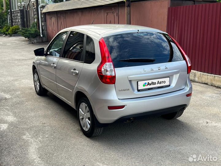 LADA Granta 1.6 МТ, 2022, 15 300 км