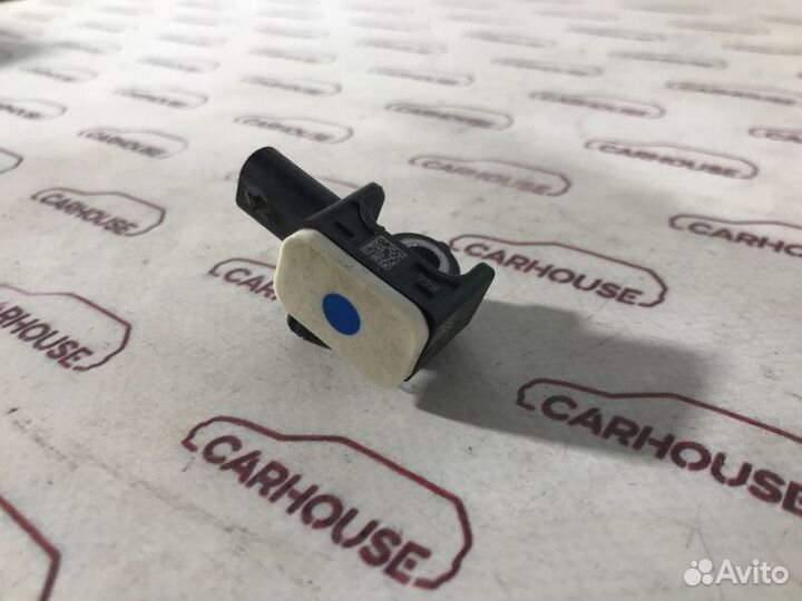 Датчик удара Volkswagen Touareg NF 4.2 CKD 2010