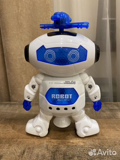 Робот для детей. Танцевальный робот