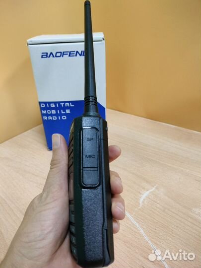 Рация Baofeng аналогово-цифровая DM-1801/DR-1801UV
