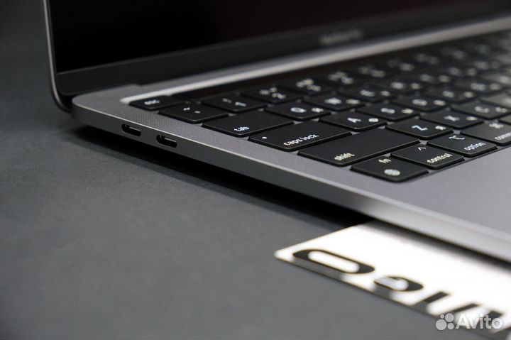 MacBook Pro (M2,2022) 8/512 гб, Space Gray (mnej3)