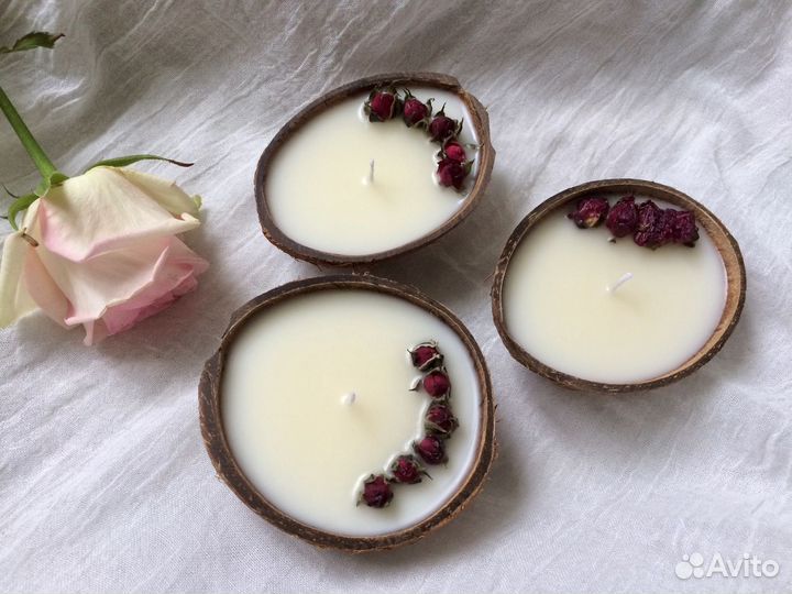 Массажная свеча в кокосе