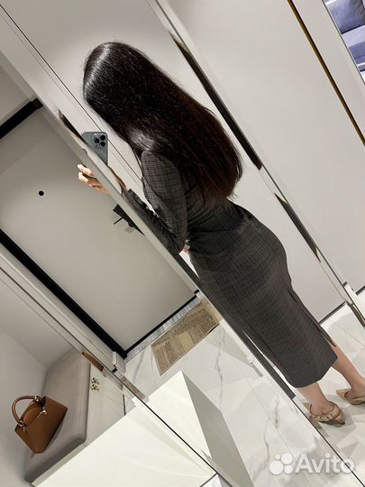 Платье футляр