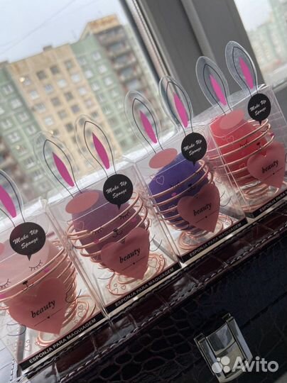 Спонж для макияжа с подставкой