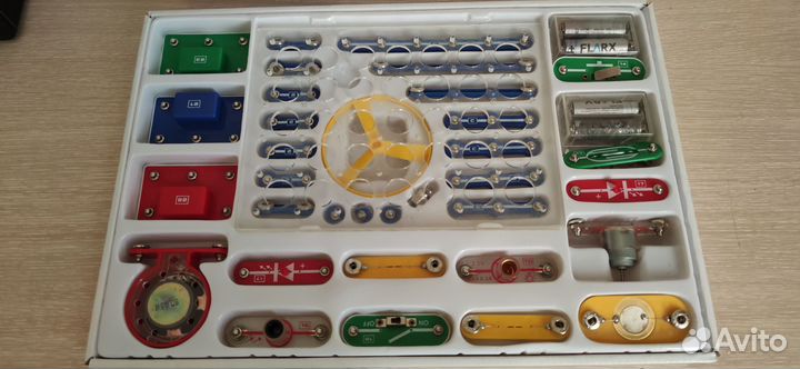 Конструктор Знаток