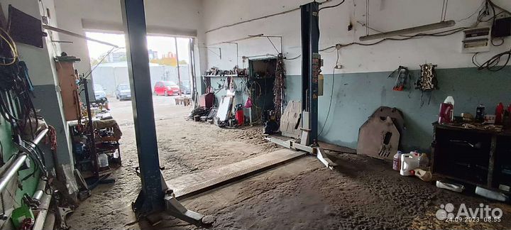 Подъемник автомобильный гидравлический на 4т