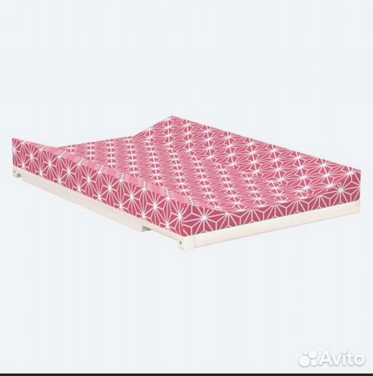 Пеленальная доска на кроватку