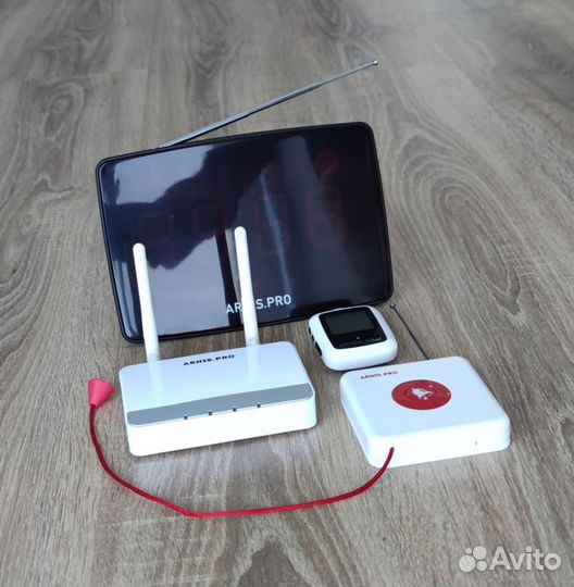 Кнопка вызова в туалет, табло и пейджер