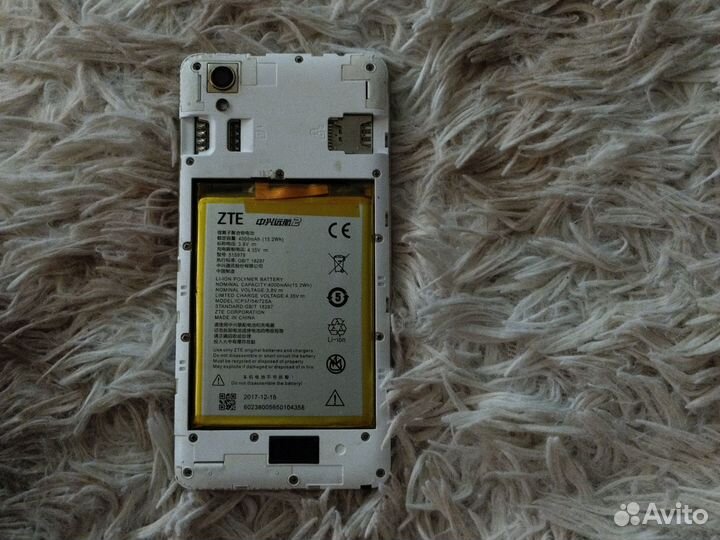 ZTE Blade X3, 8 ГБ